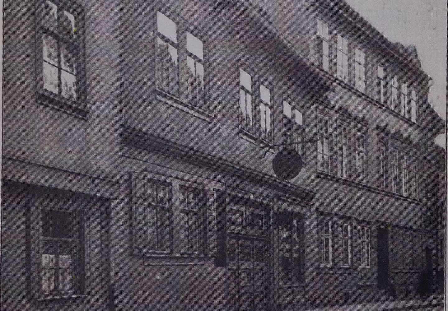Familienbetrieb Glasereidürrfeld als altes Foto
